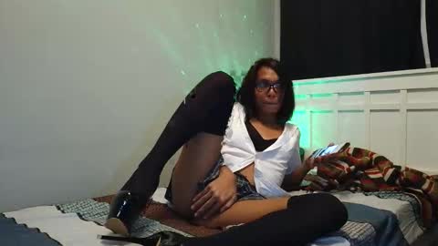 Snapshot of melahnie051002 chatting on 04/28/26, 03:06 melahnie051002 online show from 04/28/26, 03:06