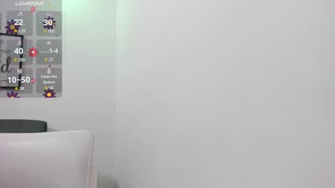 Snapshot of melan_owen chatting on 01/25/25, 11:02 melan_owen online show from 01/25/25, 11:02