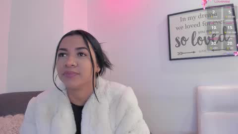 Snapshot of melan_owen chatting on 10/17/25, 10:40 melan_owen online show from 10/17/25, 10:40