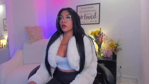 Snapshot of melan_owen chatting on 05/24/26, 11:04 melan_owen online show from 05/24/26, 11:04