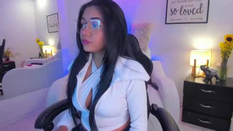 Snapshot of melan_owen chatting on 06/28/26, 11:05 melan_owen online show from 06/28/26, 11:05