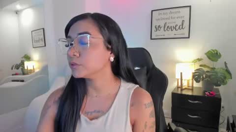 Snapshot of melan_owen chatting on 07/10/26, 10:51 melan_owen online show from 07/10/26, 10:51