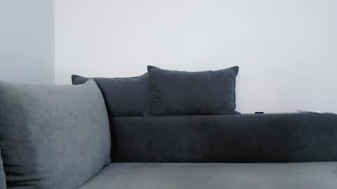 Snapshot of melani_a chatting on 11/23/25, 05:02 Melania online show from 11/23/25, 05:02