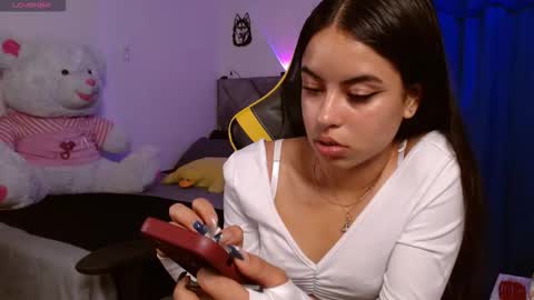 Snapshot of melani_bear chatting on 03/20/26, 05:40 MELANI online show from 03/20/26, 05:40