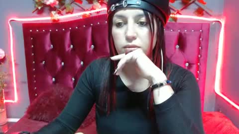 Snapshot of melani_cute01 chatting on 02/09/25, 01:44 melani_cute01 online show from 02/09/25, 01:44