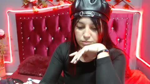 Snapshot of melani_cute01 chatting on 02/09/25, 04:46 melani_cute01 online show from 02/09/25, 04:46