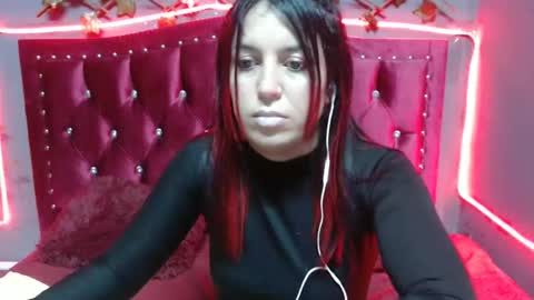 Snapshot of melani_cute01 chatting on 02/09/25, 10:43 melani_cute01 online show from 02/09/25, 10:43