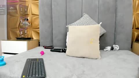 Melani online show from 02/27/26, 02:50