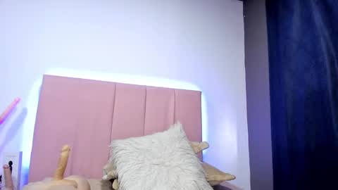Snapshot of melani_xc chatting on 02/24/25, 05:53 MELANI - online show from 02/24/25, 05:53