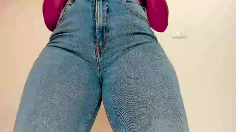Snapshot of melania_browis chatting on 05/01/26, 03:49 Melania online show from 05/01/26, 03:49