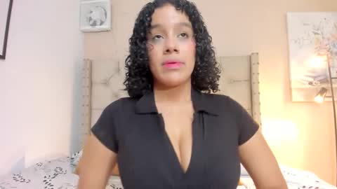 melania_xtreme online show from 10/06/25, 02:42