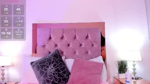 Melanie online show from 12/01/25, 11:37