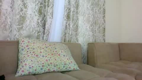 melanie_bae1 online show from 07/17/26, 08:54