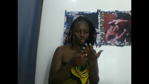 Snapshot of melanie_goddesss chatting on 09/13/25, 07:57 milly online show from 09/13/25, 07:57