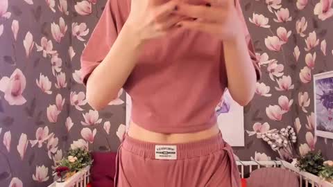 Melanie online show from 02/19/25, 03:38