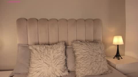 Snapshot of melanie_hillz chatting on 03/14/26, 07:08 Melanie online show from 03/14/26, 07:08