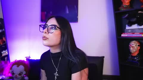 Mel online show from 03/25/26, 02:17