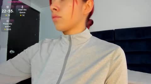 Melanie roux  online show from 12/02/25, 12:32