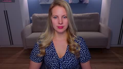 Snapshot of melaniebennett chatting on 04/23/26, 12:29 Melanie Bennett online show from 04/23/26, 12:29