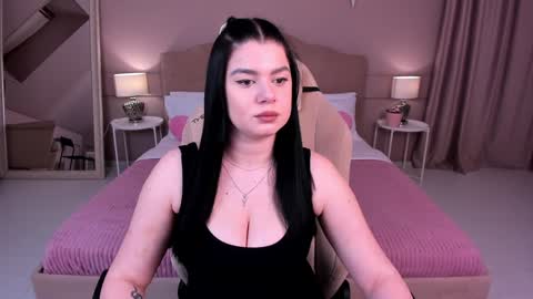 Snapshot of melaniecarterr chatting on 01/13/25, 07:21 Melanie online show from 01/13/25, 07:21