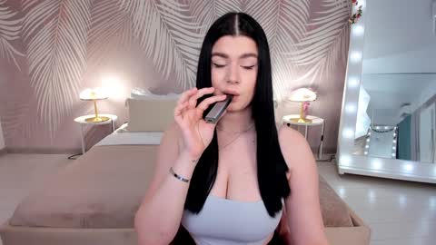 Snapshot of melaniecarterr chatting on 01/27/25, 03:18 Melanie online show from 01/27/25, 03:18