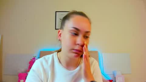 Snapshot of melaniecutys chatting on 07/05/26, 05:36 Melania online show from 07/05/26, 05:36