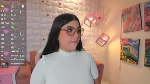 Snapshot of melaniegrayx chatting on 04/11/26, 02:43 melaniegrayx online show from 04/11/26, 02:43