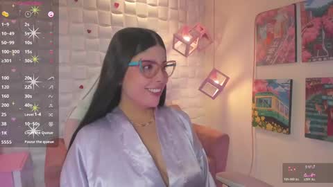 Snapshot of melaniegrayx chatting on 04/21/26, 02:34 melaniegrayx online show from 04/21/26, 02:34