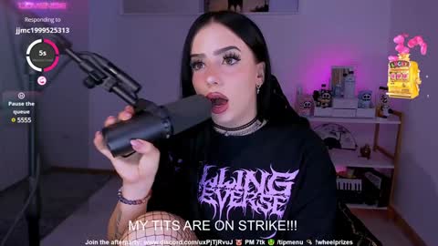 Melanie  online show from 01/30/25, 08:31