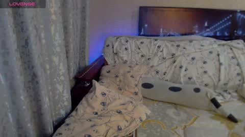 Melanie Milena online show from 12/18/24, 04:42