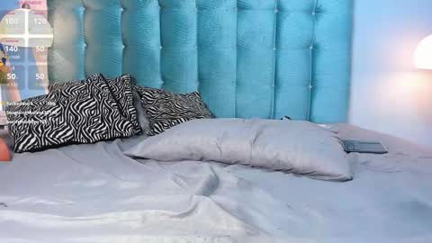        online show from 03/04/25, 04:09