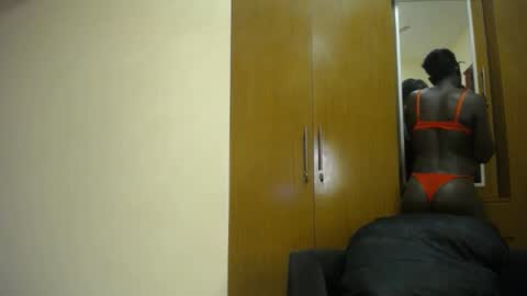 Baby online show from 10/05/25, 09:02