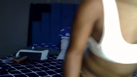 Moon online show from 05/12/26, 11:57