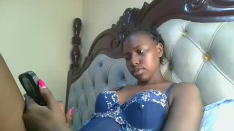 Snapshot of melaninblue chatting on 05/03/26, 10:54 melaninblue online show from 05/03/26, 10:54