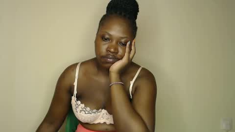 Snapshot of melaningoddess30 chatting on 02/25/25, 08:47 melaningoddess30 online show from 02/25/25, 08:47