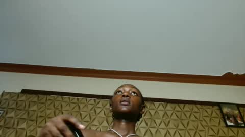 Snapshot of melaninqueen02 chatting on 05/11/26, 01:33 ann online show from 05/11/26, 01:33