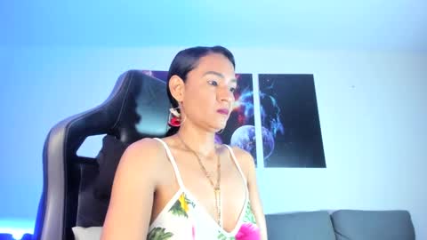 melannia_hills online show from 02/01/25, 07:05