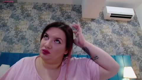 melanniebrown online show from 12/15/24, 04:37