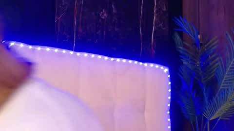 Snapshot of melanniebrown chatting on 03/09/26, 06:06 melanniebrown online show from 03/09/26, 06:06