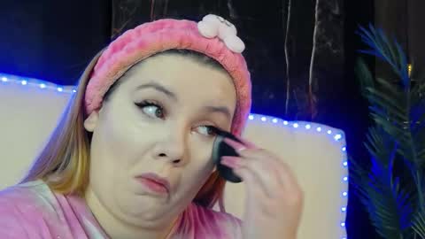 Snapshot of melanniebrown chatting on 03/11/26, 05:35 melanniebrown online show from 03/11/26, 05:35