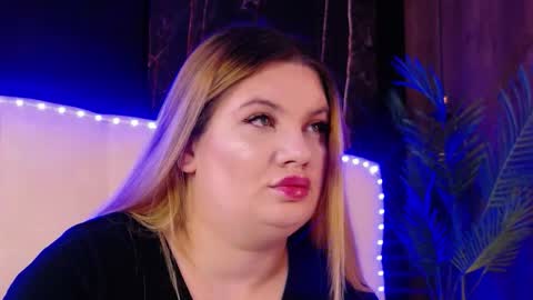 Snapshot of melanniebrown chatting on 03/19/26, 05:44 melanniebrown online show from 03/19/26, 05:44