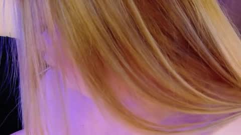 Snapshot of melanniebrown chatting on 04/11/26, 07:45 melanniebrown online show from 04/11/26, 07:45