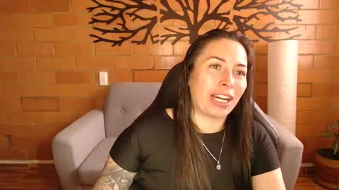 Melanny online show from 11/25/25, 11:10