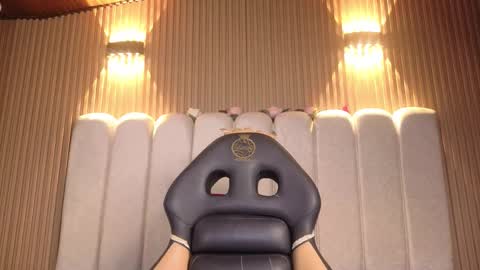 Snapshot of melanny_petite chatting on 03/19/26, 01:48 melanny_petite online show from 03/19/26, 01:48