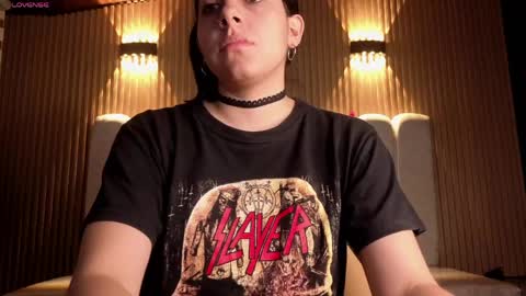 Snapshot of melanny_petite chatting on 04/01/26, 12:50 melanny_petite online show from 04/01/26, 12:50