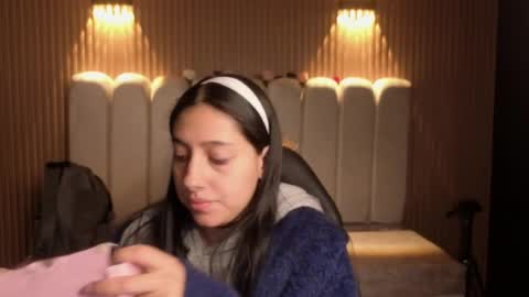 Snapshot of melanny_petite chatting on 04/10/26, 11:26 melanny_petite online show from 04/10/26, 11:26