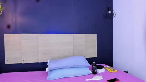 Melanny online show from 11/21/25, 12:15