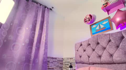 Snapshot of melannytaylor_1 chatting on 01/19/25, 07:57 Melanny taylor online show from 01/19/25, 07:57