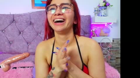 Snapshot of melannytaylor_1 chatting on 02/20/25, 01:25 Melanny taylor online show from 02/20/25, 01:25