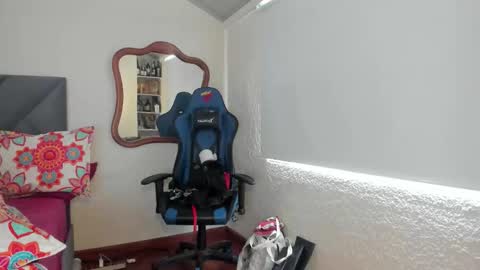 melany_arizaaa online show from 09/28/25, 06:35